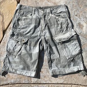 G-Star Raw camo shorts (like new)